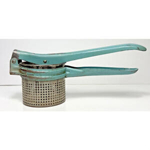 Vtg Potato Ricer Blue Metal Handle Retro Kitchen Food Press Holiday Display